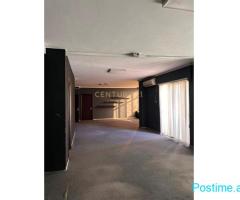 Ambient Open Space 585 m2 për Qira – Ish Parku