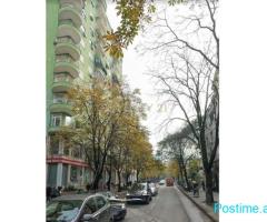 Ambient komercial per qira ne Bllok