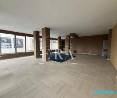 Shitet ambient biznesi, Plazh.