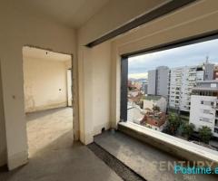 SHITET APARTAMENT 2+1+2 NE PAZARIN E RI