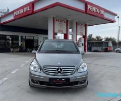 MERCEDES BENZ B200- Auto Penta