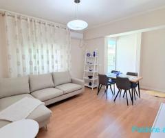 JEPET ME QERA APARTAMENT 2+1 PRANE MUZEUMIT, DURRES