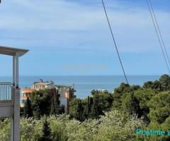 Jepet me Qira Apartament 1+1 me Pamje nga Deti në Durrës !