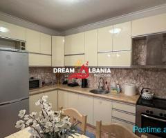 Jepet me qera apartament 3+1+2 tek rruga e Elbasanit
