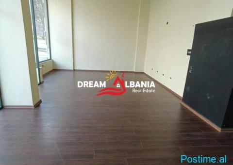 Ambjent biznesi ne shitje ne Rrugen e Elbasanit, Tirane (ID - 4/5