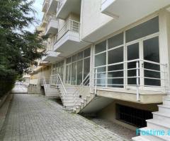 Shiten Dyqan dhe Garazh ne Orikum