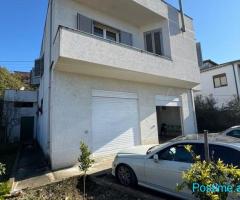 Shitet Shtepi private prane Ures se Punetoreve ne Arapaj