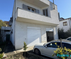 Jepet me qera shtepi private