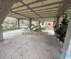 SHTEPI PRIVATE NE SHITJE PRANE FLUMEN PARK