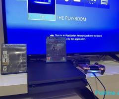 PS4 Slim me dy leva , God of war dhe last of us akull I past