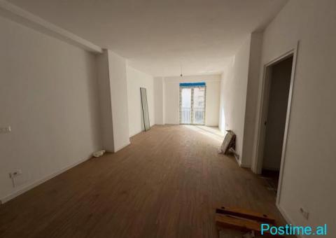 APARTAMENT NE SHITJE 2+1+2 TE KOMPLEKSI ORBITAL BULEVARDI RI - 1/5