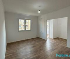 Shitet apartamenti 2+1 përball Kompleksit Delijorgj