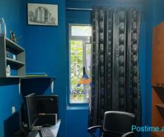 JEPET ZYRA ME QERA 70M2 "TE SHALLVARET " 1.150EURO