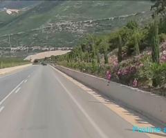 Dhermi-Buze Rruges se Re, Shitet Toke me Hipotek