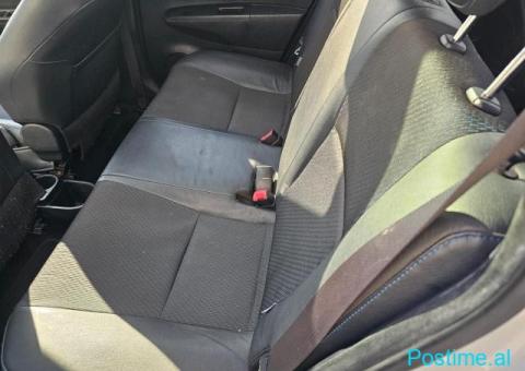 TOYOTA YARIS 1.5 BENZINE HIBRID - 3/5