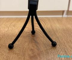 Mini tripod
