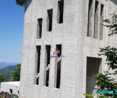 SHITET KOMPLEKS TURISTIK "GJINAR, ELBASAN" 1.300.000 EURO