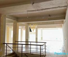 SHITET DYQAN 180 M2 TE RR. DRITAN HOXHA 36.000.000 LEKE