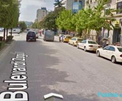 Shitet Dyqan ne Qender te Blv Zogu 1