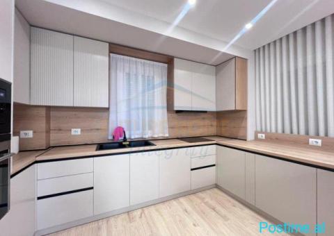 0683487469 Qera, Apartament 3+1+2+2 Parkimi, Shkolla e Kuqe - 4/5