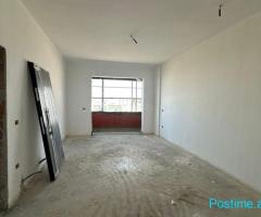APARTAMENT NE SHITJE 1+1 TE SQUARE 21
