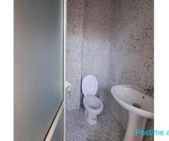 Dyqan per shitje prane ISH URT