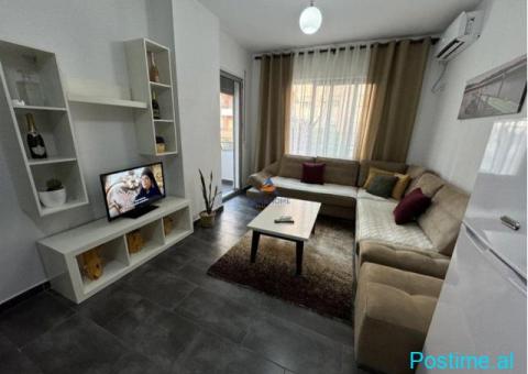 JEPET ME QERA APARTAMENT 2+1+BALLKON "UNAZA E RE,KOMPLEKSI A - 3/5