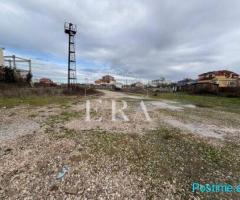 Shitet toke, Shkozet.