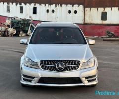 OKAZION 2012 Mercedes-Benz C300 PANORAMIC Full option Limite