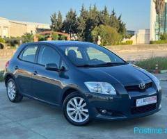 Shitet Toyota Auris 1.4 nafte ????????