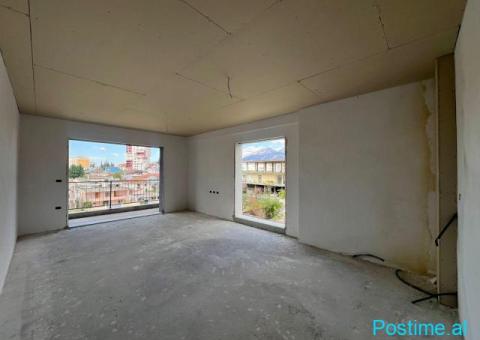 Shitet apartament 2+1+2 - 2/5