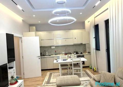 Jepet me qera super apartament 2+1+2 tek Square 21! - 4/5