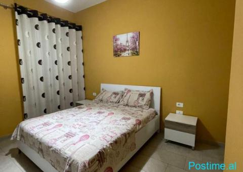 Jepet me qira apartament 1+1 pranë Square 21 Rruga e Kavaje - 3/5