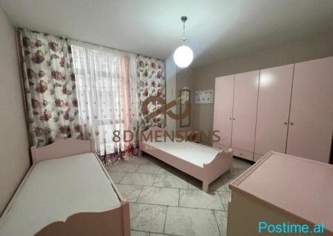 Jepet me qera Apartament 2+1+Parking prane Shkolles se Kuqe - 3/5