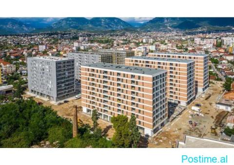 Shitet Post Parkimi Tek Fiori Di Bosko Në -1 - 1/5