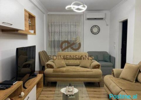 Jepet me qera Apartament 1+1+ballkon prane Grand Galery - 2/5