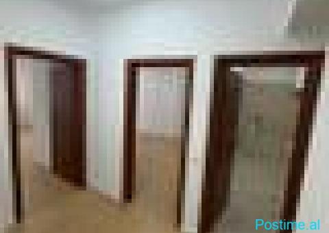 Jepet me qira apartament 3+1+2 tualete në Univers City - 4/5