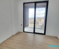 APARTAMENT NE SHITJE 1+1 TE BULEVARDI RI