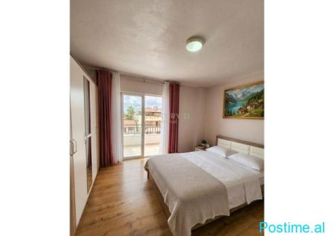Jepet me qera Apartament 2+1 ne Xhamllik - 4/5