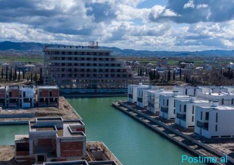 Shitet Vilë Individuale 2-kateshe te Turquoise Marina, Gjiri - 1/4