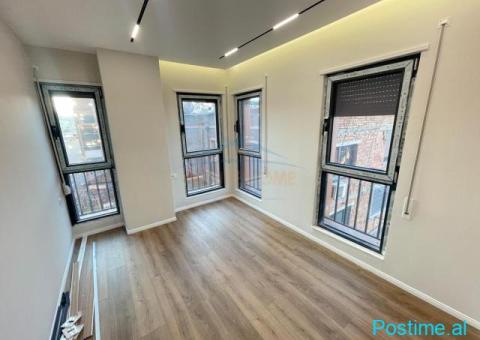 Shitet, Apartament 2+1, Pazari i Ri, Rruga Qemal Stafa Tiran - 2/5