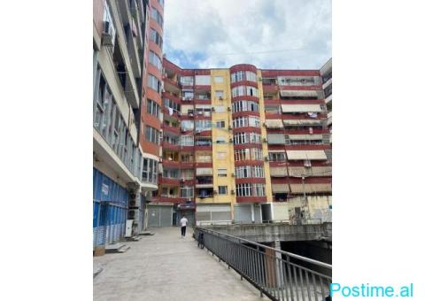0696073662 , Shitet, Apartament 1+1, Unaza e re, Tiranë. - 1/4