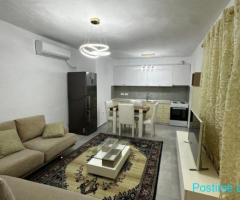 APARTAMENT ME QERA 2+1 STACIONI TRENIT 60.000 LEKE