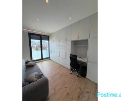 Shitet Apartament 3+1+2+2 Poste Parkimi, Sofia Hill, TEG