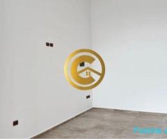 Shitet Ambient Biznesi 50 m2 në Sarandë   100,000
