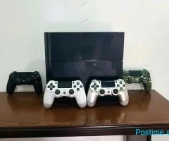 Shiten 1 Ps3 dhe 1 Ps4 250 lek te dyja