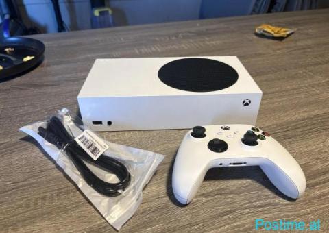 Microsoft Xbox Series S 512GB White Console + Controller - 2/5