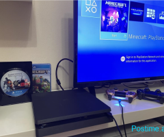 PS4 Slim me dy leva dhe lojra ne disqe super gjendje