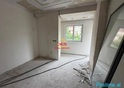 ⛪🏡 SHITET APARTAMENT 2+1 PRANË KISHËS ORTODOKSE, VLORË. - 4/5
