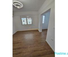 0692268458 Shitet, Apartament 2+1, Rruga e Kavajes, Tirane.
